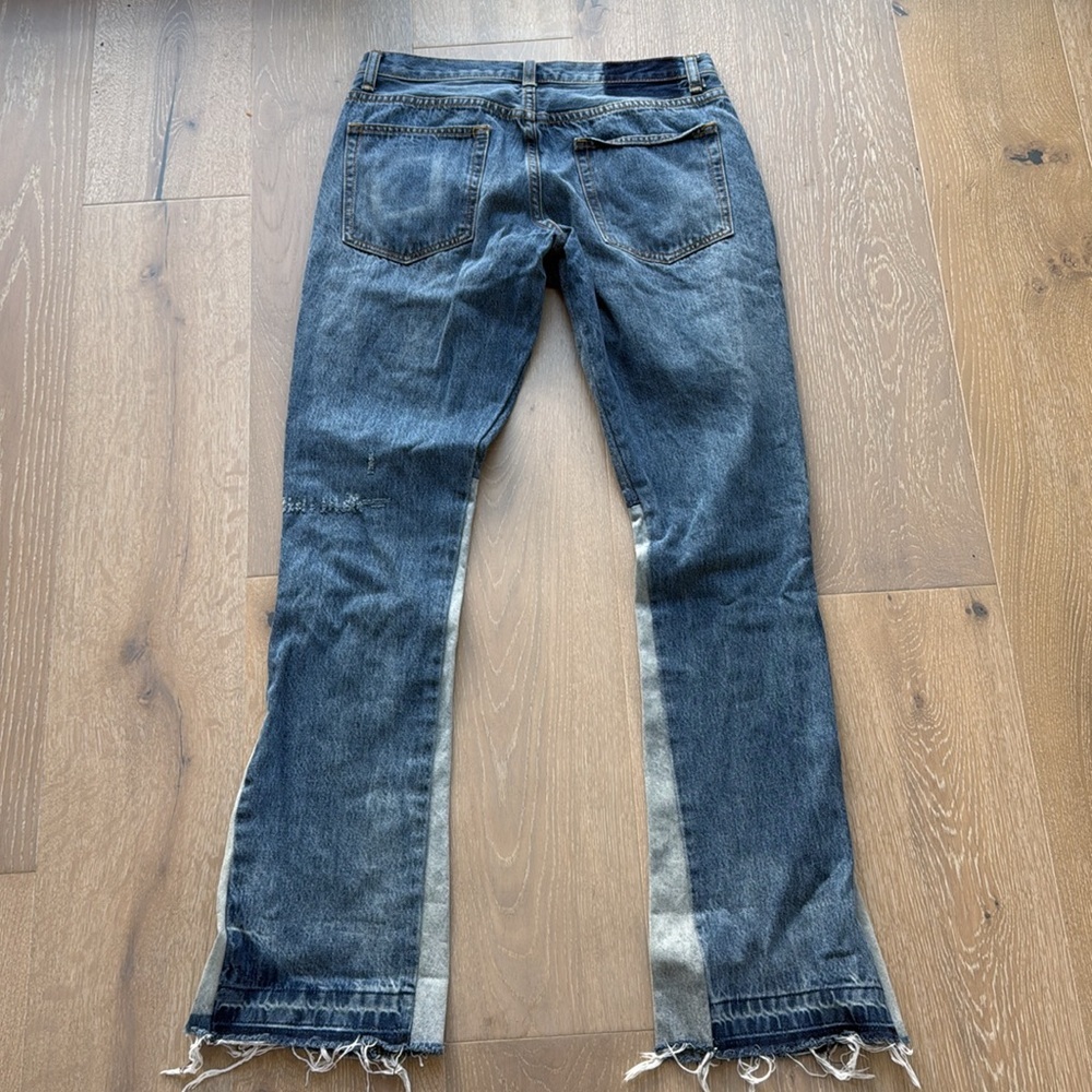 MNML denim relaxed jeans. Size 31. Good condition. Gently used. - Picture 5 of 5